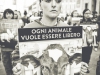 Attivisti Essere Animali Piazza Duomo Milano 13 Aprile